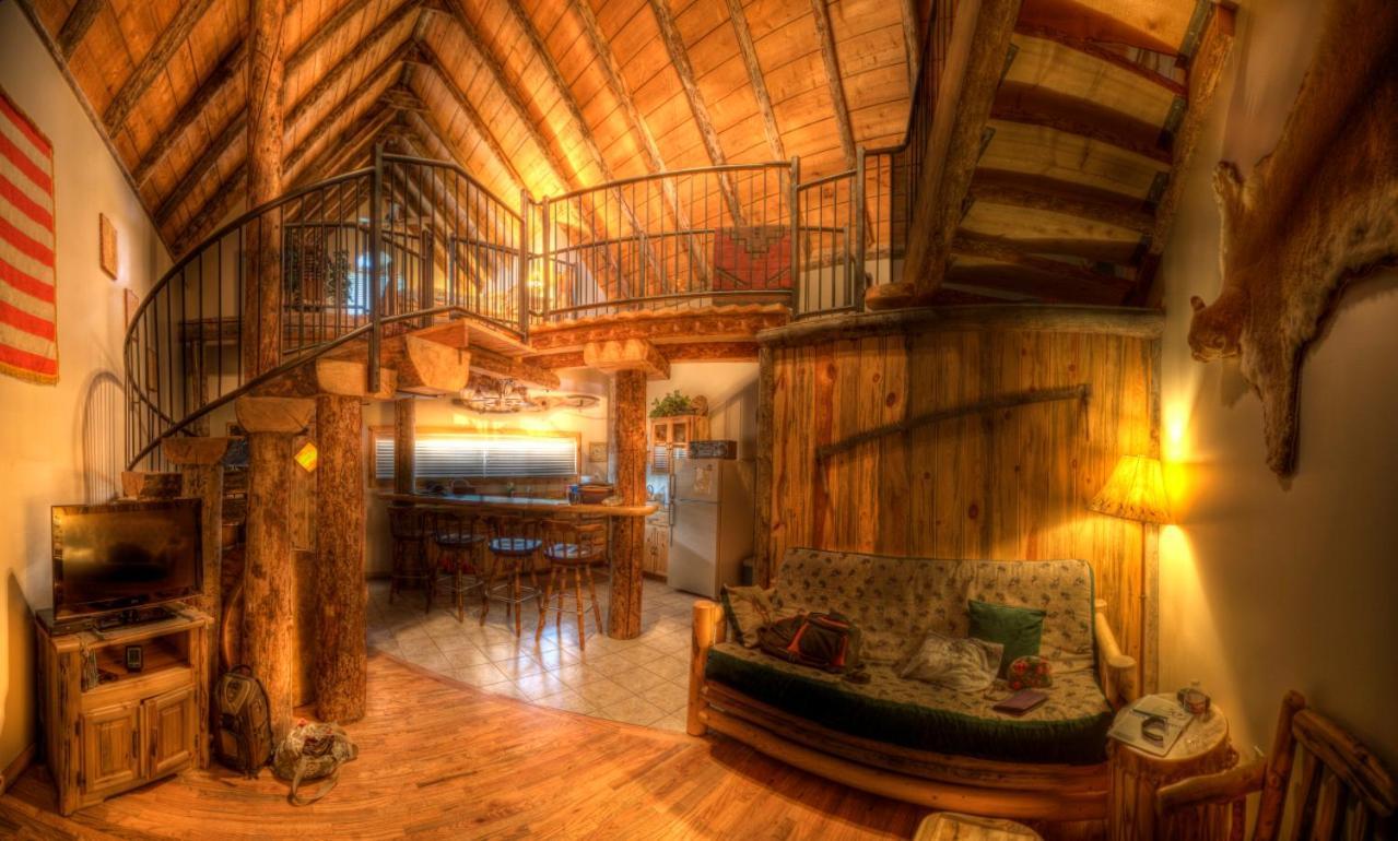 הוילה אסקלנטה Wild West Retreat חדר תמונה